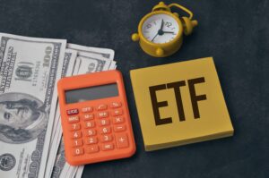 memo note written with text etf stands for exchang 2023 11 27 05 34 30 utc 2