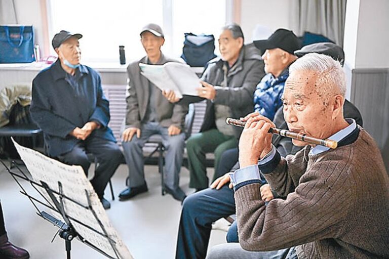 應對老齡化挑戰：中港台退休政策比較與個人退休規劃指南