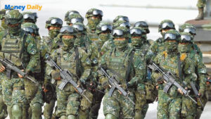 軍人貸款是台灣政府針對現役軍人群體提供的一項專屬福利，旨在減輕軍人在資金方面的壓力。2025年，隨著貸款市場的變化，軍人貸款方案也經歷了一些調整。本文將詳解軍人貸款的條件、申請流程及優勢，幫助軍人順利取得最佳貸款方案。