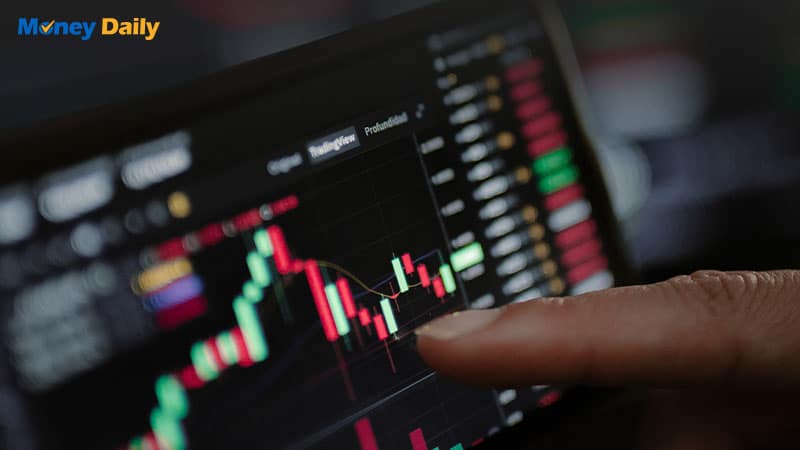 當沖交易快速靈活，但需符合開戶三個月、資金門檻及風險審核。本文說明最新申請流程與要點，助您穩健掌握當沖技巧。