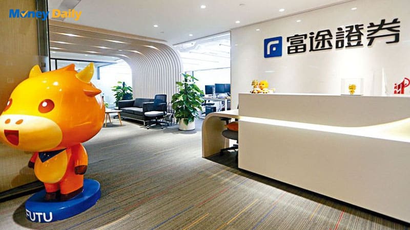 富途牛牛安全嗎？2025年深度評測：從監管牌照、資金安全到App實戰體驗